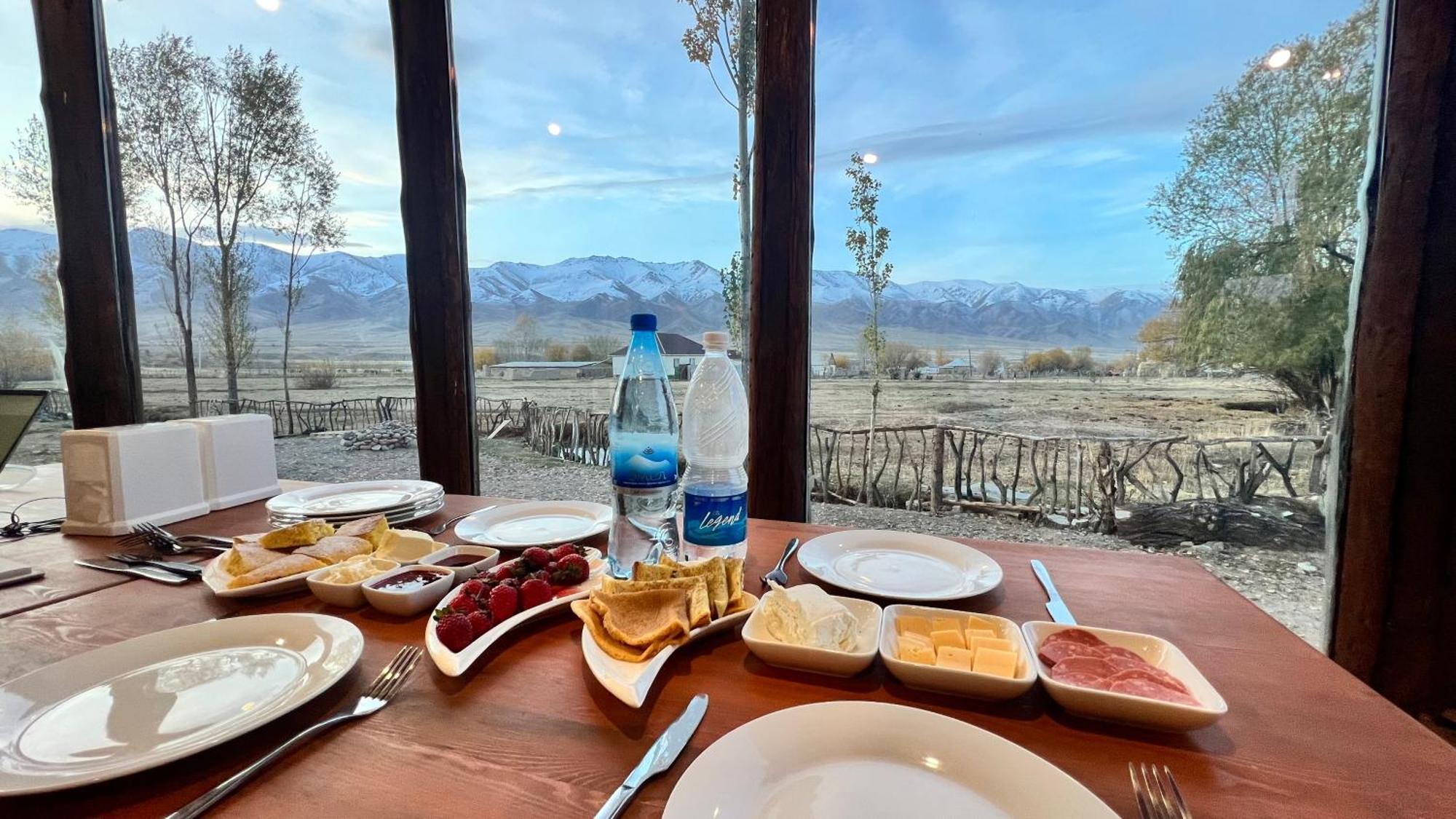 Kyzart Hotel & Horse Tours Bagysh Ngoại thất bức ảnh